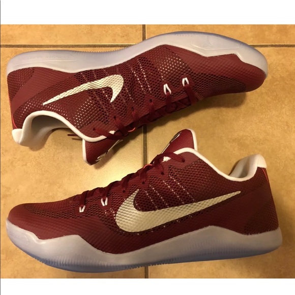 kobe 11 maroon